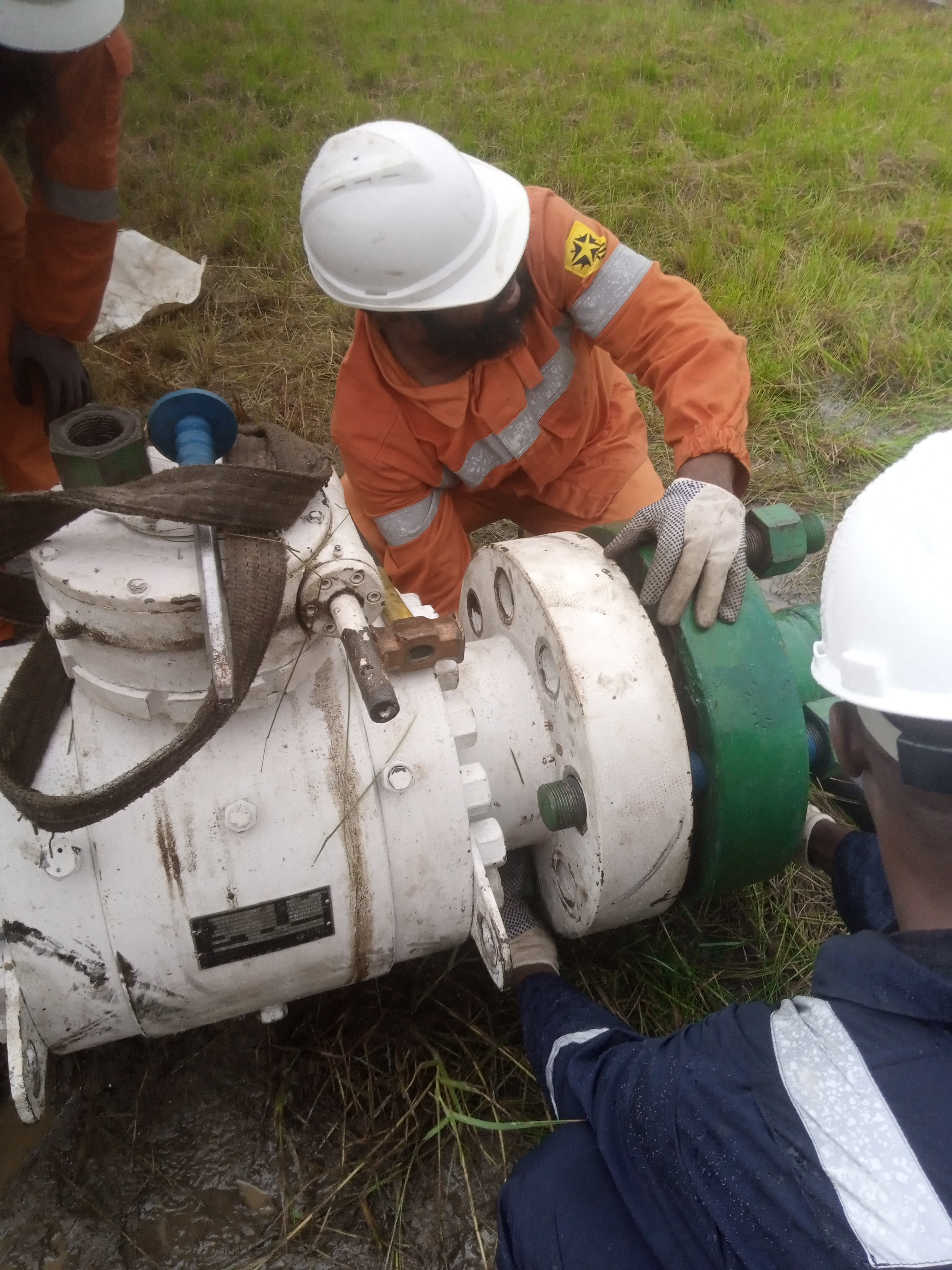 Emergency Flowline Leak Repair and Replacement of 6'' x 2500# Isolation Ball Valve for Utor – Well 32T gallery image